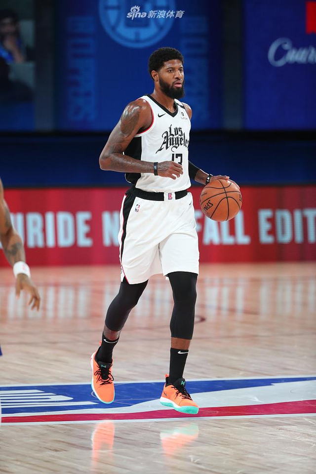 球队正在紧 球队正在紧