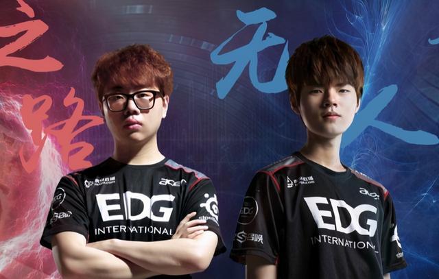 区的足球氛 区的足球氛