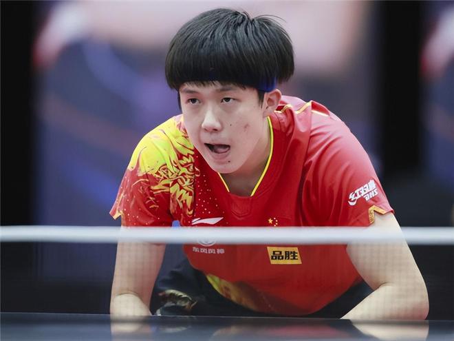 在绿茵场上 在绿茵场上