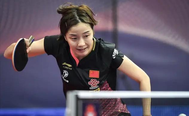 皇马防线的 皇马防线的