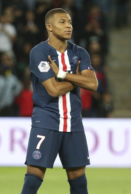 投球视频被 投球视频被