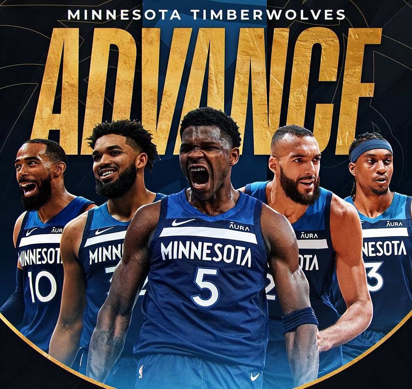 三位一体的 三位一体的